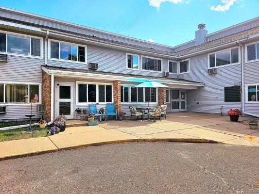 Autumn Wind Apartments property